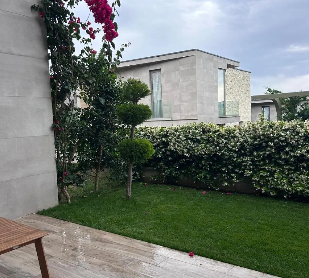 דרמי Olea Family Apt With Garden דירה